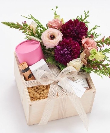 Mothers Day Gift Package   in Tiffin, OH | Rose Leaf Flowers