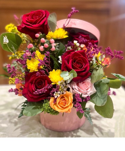 Floral Box  BEAUTIFUL FLORAL BOX ARRANGEMENT