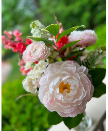Mother's Day Large Mixed Peony Bouquet  in Decatur, GA | Les Fleurs Partout
