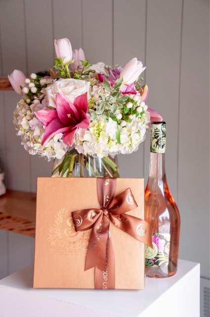 Premium Flowers & Gift Bundle 