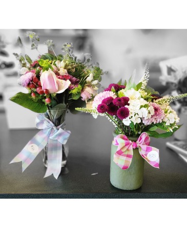 Mother's day special Arrangement in Orleans, ON | SELECT BLOOMS FLORAL BOUTIQUE