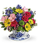 Tea cup Arrangement   in Ozone Park, NY | Heavenly Florist