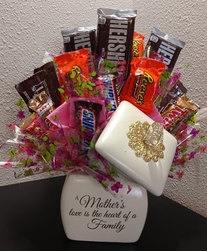 Mother's love candy bouquet (see more gift items) 