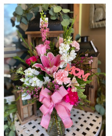 Mothers Love  Vases Arrangement  in Pelican Rapids, MN | Brown Eyed Susans Floral