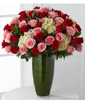 Mounded Roses With Hydrangea vase