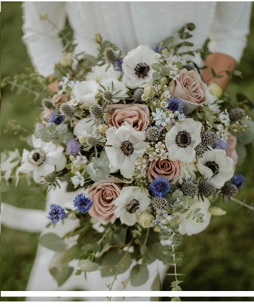 Mountain Meadow Florals  in Broadway, VA | Evergreen Floral LLC