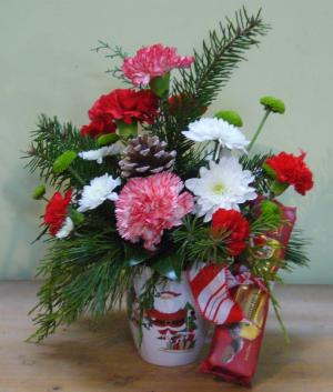 MUG OF CHEER AND CHOCOLATE Christmas Arrangement
