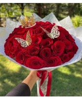 MY QUEEN BUTTERFLY 50 RED ROSES LOVE