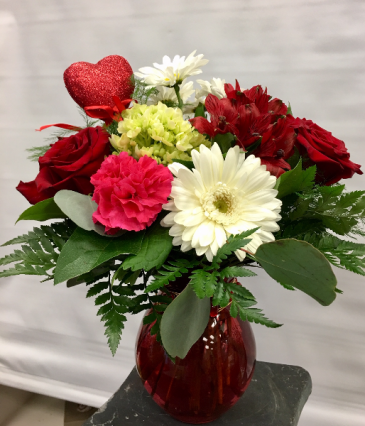 MY VALENTINE FRESH FLORAL ARRANGEMENT