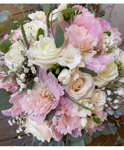 Natalie Garden Bouquet