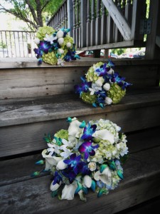 Natural Blues Wedding Wedding in Hutchinson, MN | CROW RIVER FLORAL & GIFTS
