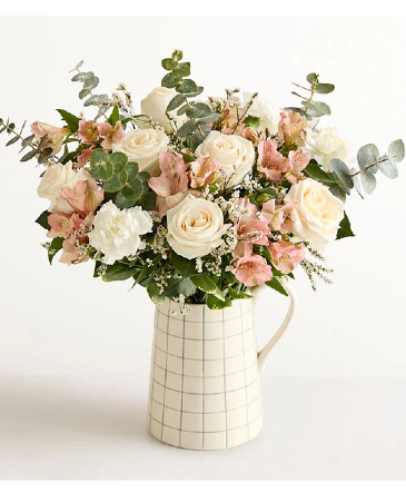 Natural Elegance Large 191952  in Hagerstown, MD | TG Designs - The Flower Senders