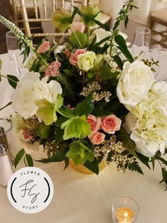 FS Pink and White Natural Centerpiece