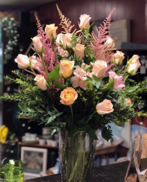 Natural Romance  Mixture of Roses in vase 