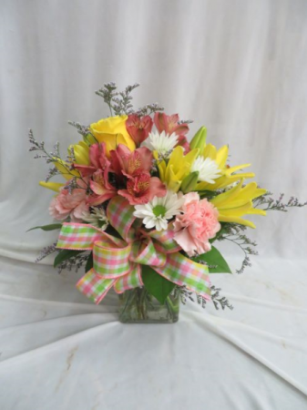 Nature's Blooms Fresh Mixed Vased Arrangement