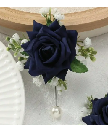Navy Serenade Boutonniere in Newmarket, ON | FLOWERS 'N THINGS FLOWER & GIFT SHOP Navy Serenade Boutonniere in Newmarket, ON | FLOWERS 'N THINGS FLOWER & GIFT SHOP