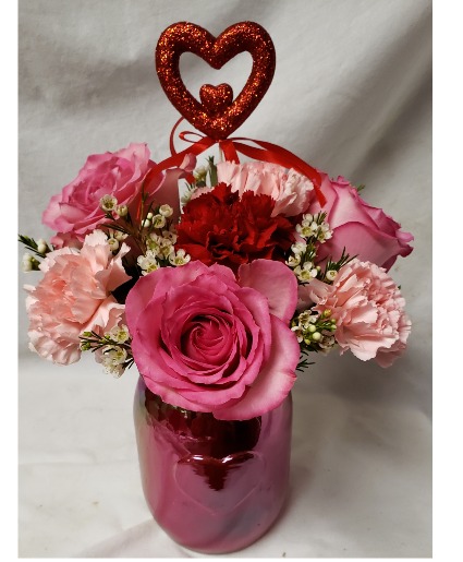 NEW! PEARL HEART QT. MASON JAR WITH PINK ROSES, Heart pic,Red and pink carnations with a filler FLOWER in season...white or another color wax flower or baby's breath.