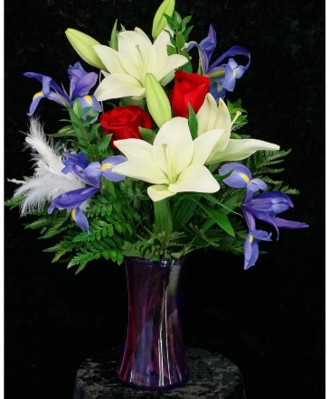 NFS-A1 Vase arrangement in Plattsburgh, NY | NELSON'S FLOWER SHOP