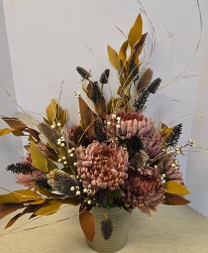 -NFS-Perm 9   Metal Tin with artificial flowers ARTIFICIAL (SILK)