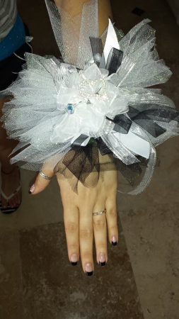 No Flower Wrist Corsage For those with allergies