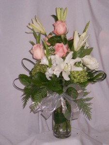 NOBLE PEARL Long Stemmed Pink Roses: Flowers Prince George Florists Prince George