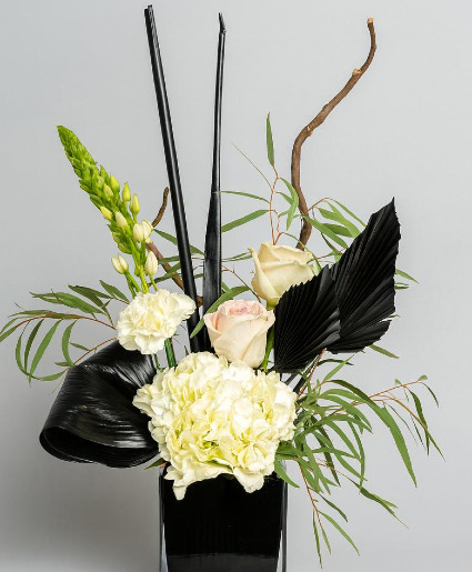 Noir Elegance Vase arrangement