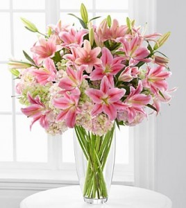 Intrigue Luxury Lily & Hydrangea Bouquet 22 Stems Lavish Luxury Collection