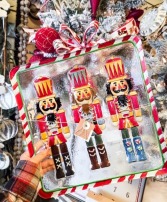 NUTCRACKER GLASS PLATTER 