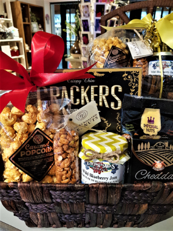 NUTS AND MUNCH Mini snack basket