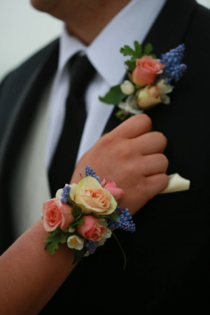 Sweet Little Thang! Corsage
