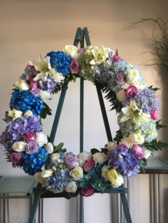 Ocean Blue Standing Wreath