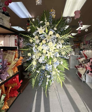Ocean Standing Sprays  in Sugar Land, TX | BOUQUET FLORIST