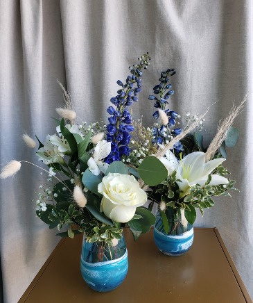OCEAN WINE GLASSES FLOWER ARRANGEMENT in Hampstead, NC | Surf City Florist