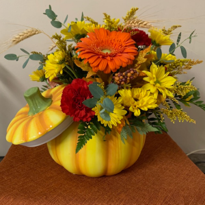 October Wine and Design Tuesday, October 29th 6-8pm in Troy, NY | PAWLING FLOWER SHOP LLC. October Wine and Design Tuesday, October 29th 6-8pm in Troy, NY | PAWLING FLOWER SHOP LLC.