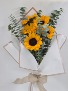 Sol de Verano Hand Bouquet
