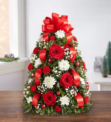 OH CHRISTMAS TREE CHRISTMAS BEST SELLER! in Arlington, TX | Lige Green Flowers