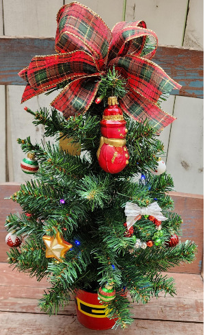 Oh Christmas Tree, Oh Christmas Tree Artificial potted Christmas tree with lights