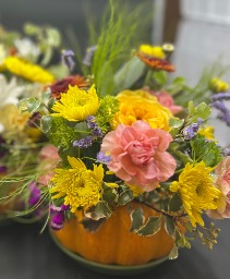 “Oh my Gourd, it’s a Pumpkin!” Autumn Floral