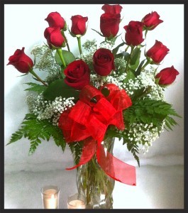 Old Fashioned Roses Dozen Red Roses in Naugatuck, CT | TERRI'S FLOWER SHOP