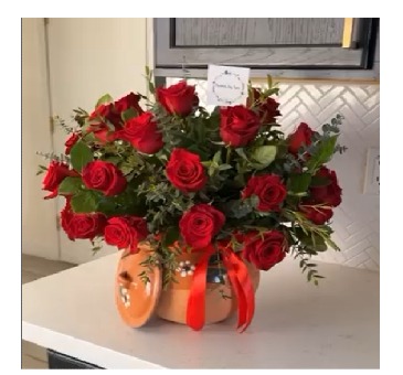 Corazon De Barro  (PICK YOUR COLOR)  in Vacaville, CA | Vior Floral Art