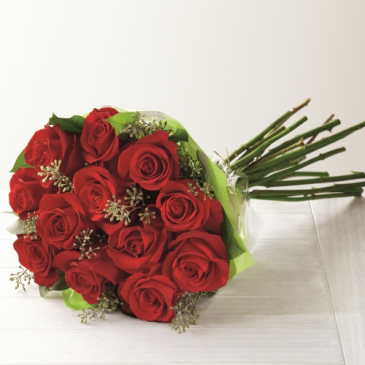 One dozen Hand-tied Roses Graduation 2020 SPECIAL (June 23-26th) in Red Lake, ON | FOREVER GREEN GIFT BOUTIQUE