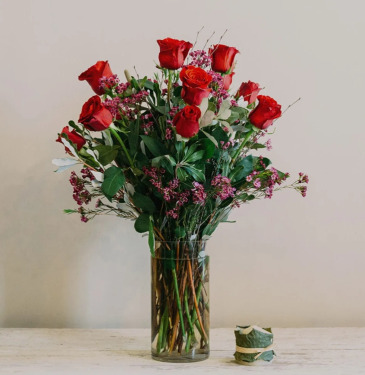 One Dozen Red Roses Romance in New York, NY | Simpson & Co. The Flower Studio