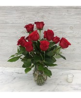 One dozen red roses Vase arrangement