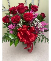 ONE DOZEN RED ROSES VASE ARRANGEMENT