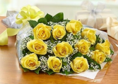 One Dozen Roses - Yellow Presentation Bouquet