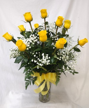 One dozen yellow roses 