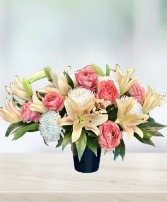 Opulent Elegance: Premium Pave Bouquet Luxury Bouquet Same-day delivery