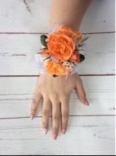 ORANGE SPRAY ROSE WRIST CORSAGE 