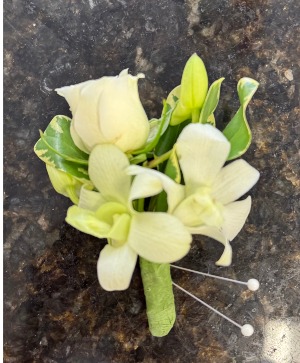 Orchid  Boutonniere Boutonniere