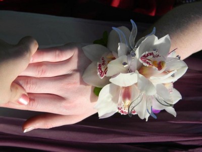ORCHID CORSAGE CORSAGE